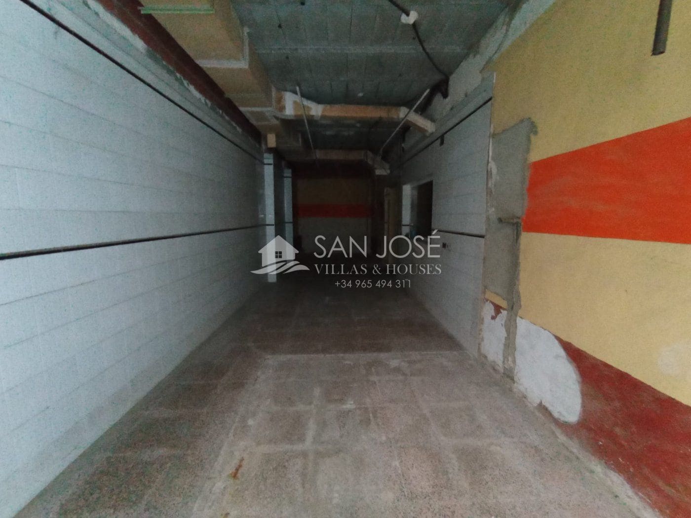 Commercial for sale in Elche / Elx - € 1,500,001 (Ref: 6702469)