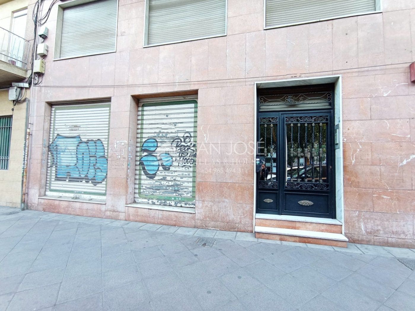 Commercial for sale in Elche / Elx - € 1,500,001 (Ref: 6702469)