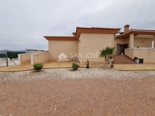 7 chambre Villa/Maison à vendre à Novelda avec piscine garage - 518 150 € (Ref: 6810162)