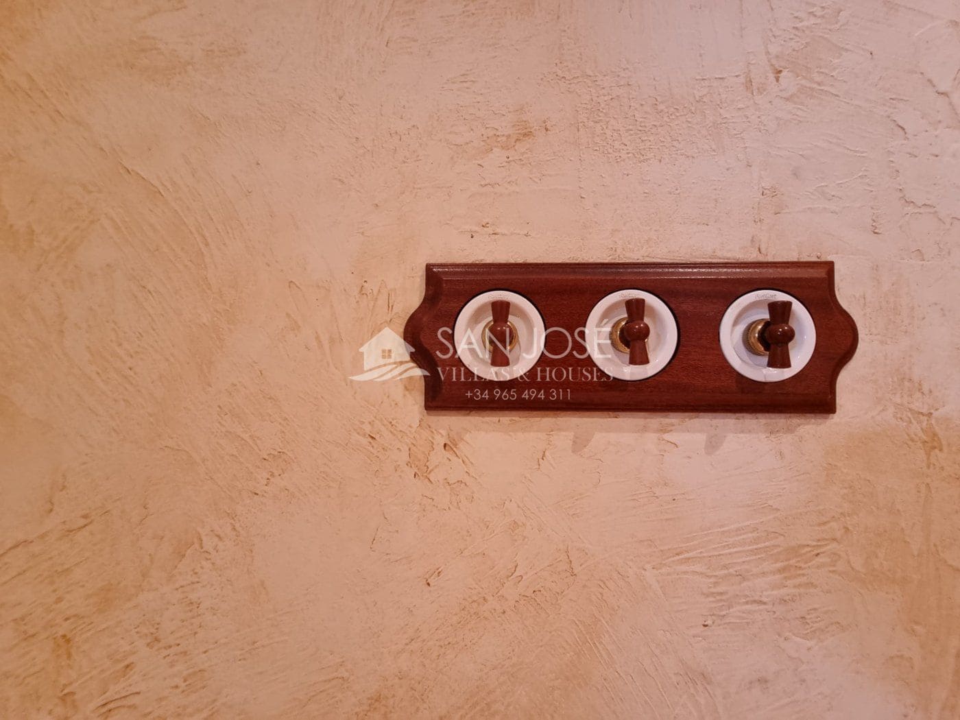 7 chambre Villa/Maison à vendre à Novelda avec piscine garage - 518 150 € (Ref: 6810162)