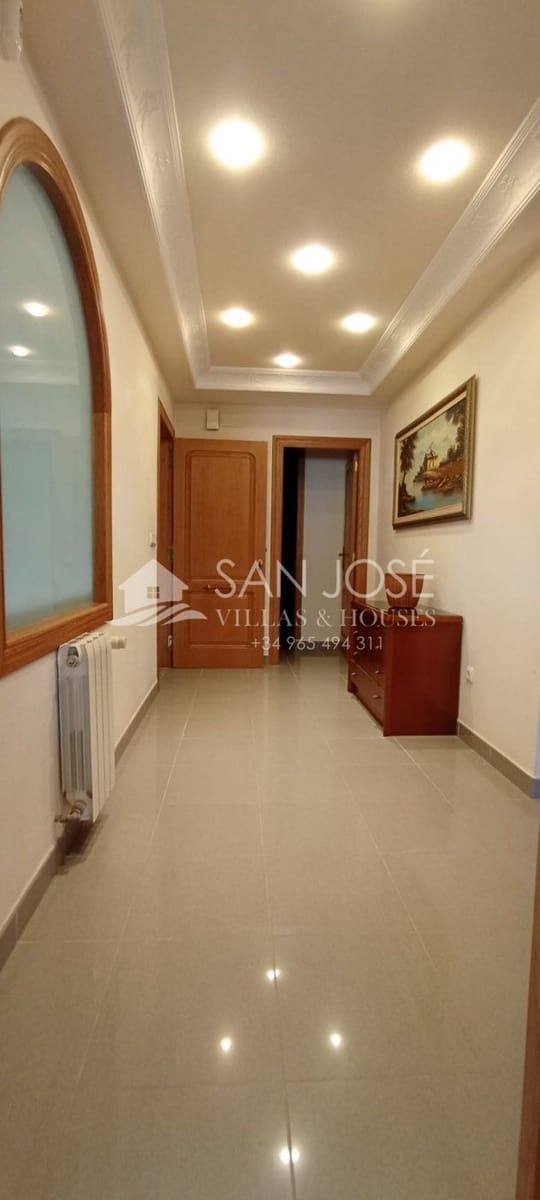 5 soveværelse Villa til salg i San Felipe Neri - € 1.050.001 (Ref: 7088940)