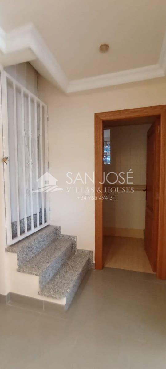 5 soveværelse Villa til salg i San Felipe Neri - € 1.050.001 (Ref: 7088940)