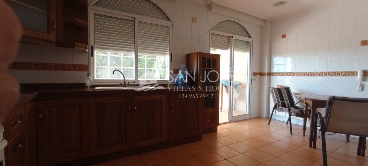 5 soveværelse Villa til salg i San Felipe Neri - € 1.050.001 (Ref: 7088940)