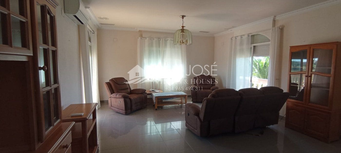 5 soveværelse Villa til salg i San Felipe Neri - € 1.050.001 (Ref: 7088940)