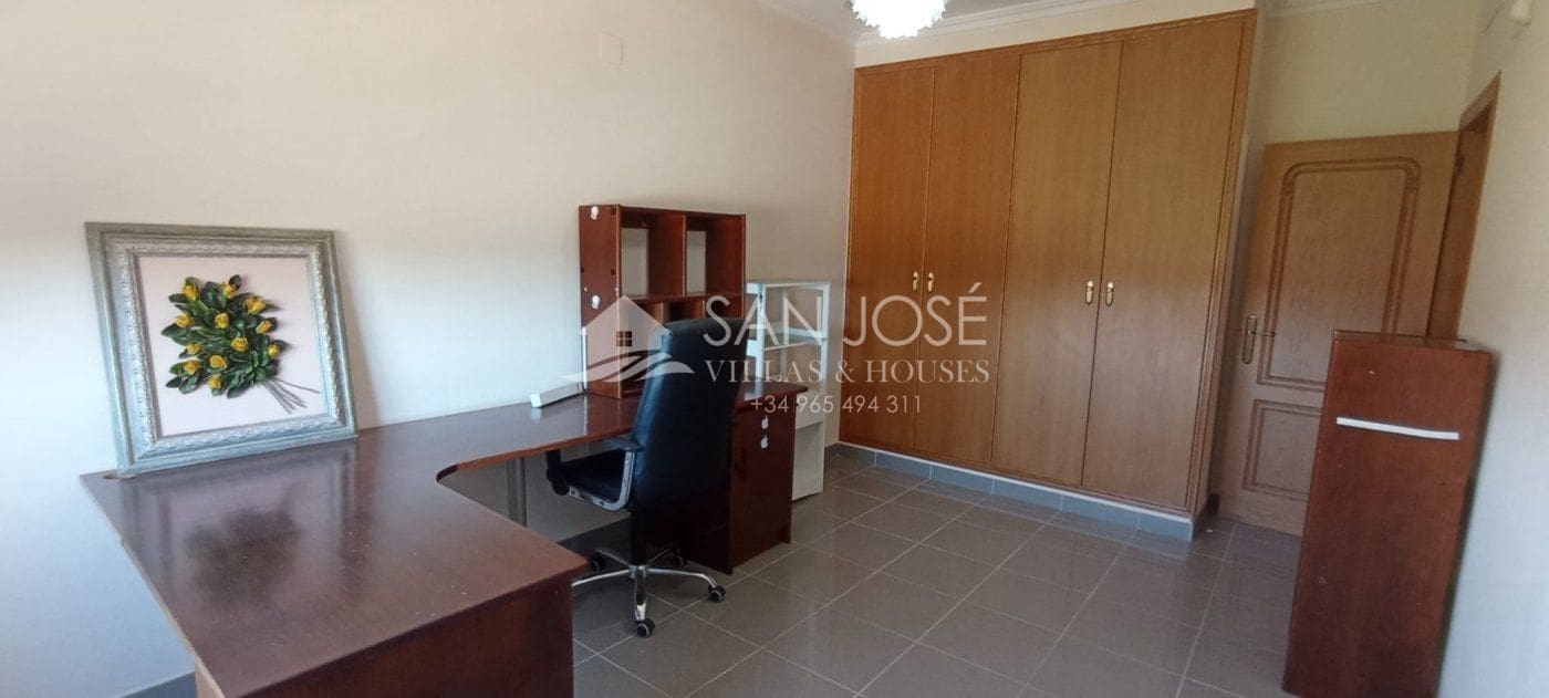 5 soveværelse Villa til salg i San Felipe Neri - € 1.050.001 (Ref: 7088940)