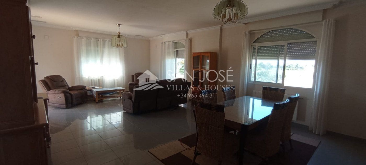 5 soveværelse Villa til salg i San Felipe Neri - € 1.050.001 (Ref: 7088940)