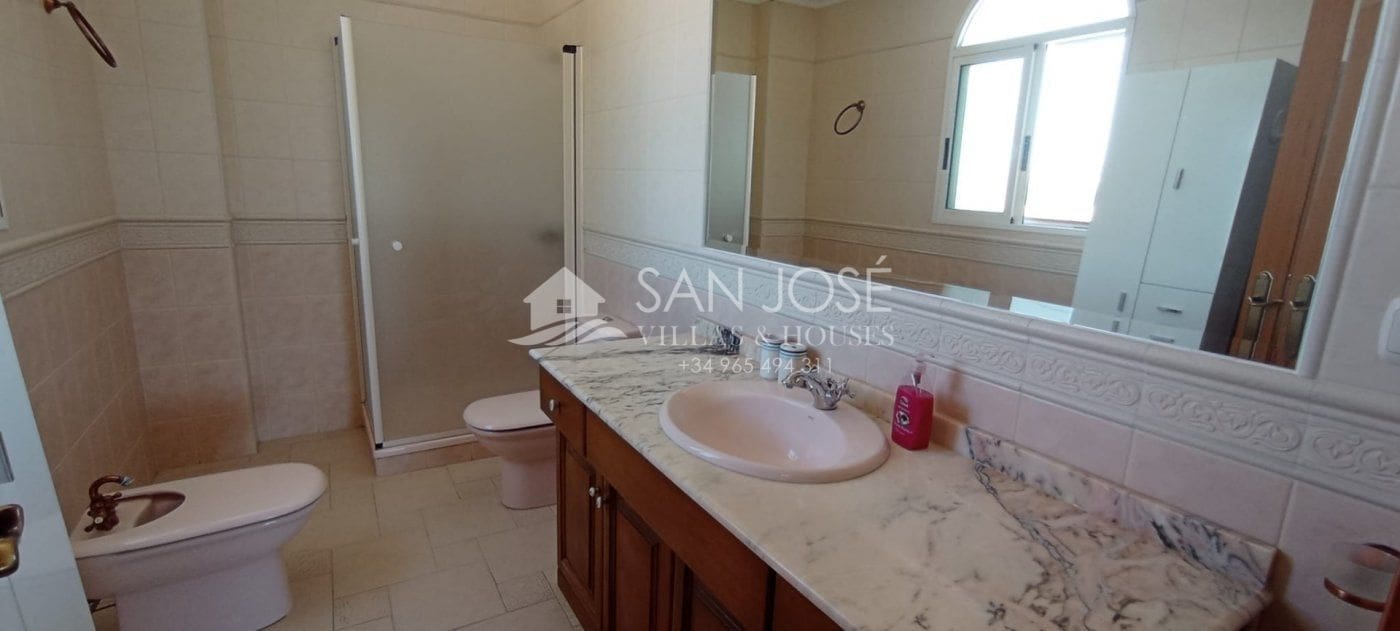 5 soveværelse Villa til salg i San Felipe Neri - € 1.050.001 (Ref: 7088940)