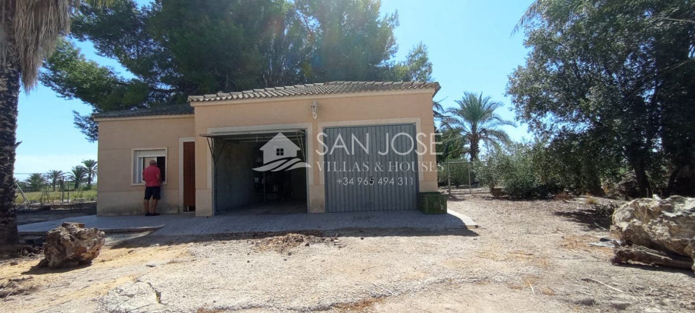 5 soveværelse Villa til salg i San Felipe Neri - € 1.050.001 (Ref: 7088940)