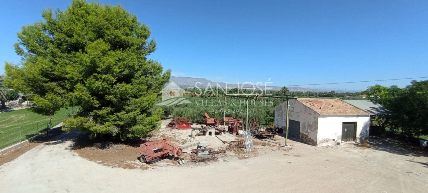 5 soveværelse Villa til salg i San Felipe Neri - € 1.050.001 (Ref: 7088940)