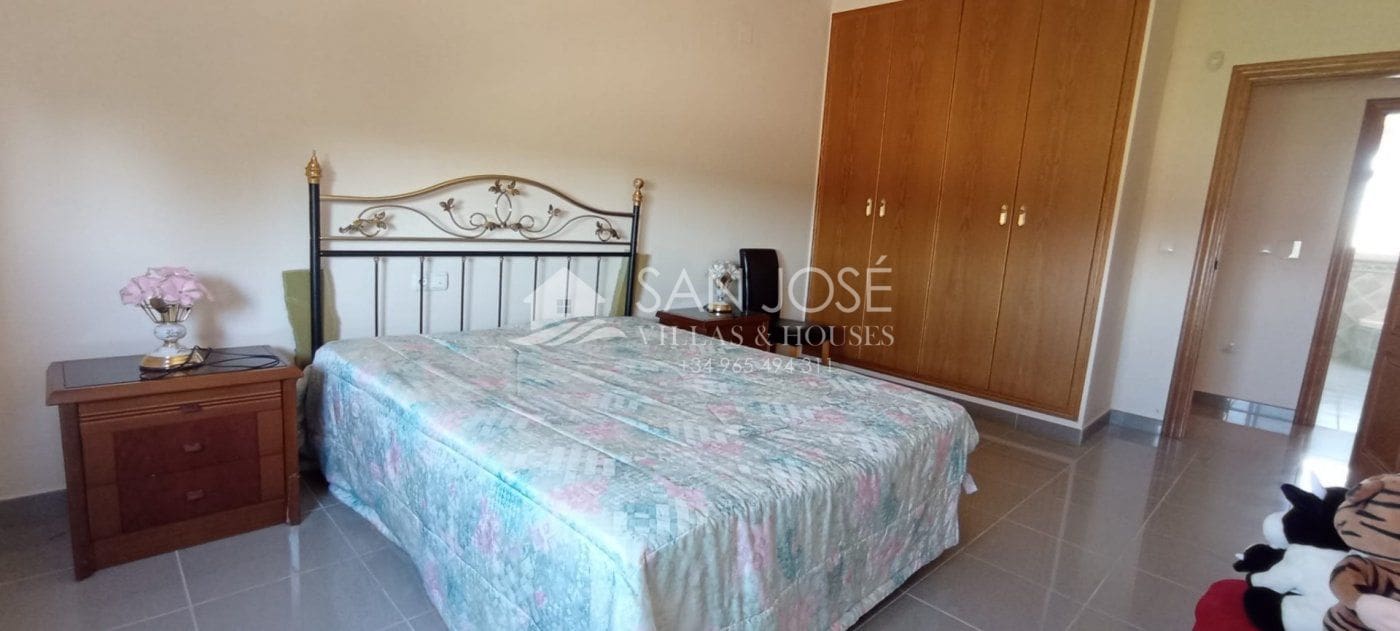 5 soveværelse Villa til salg i San Felipe Neri - € 1.050.001 (Ref: 7088940)