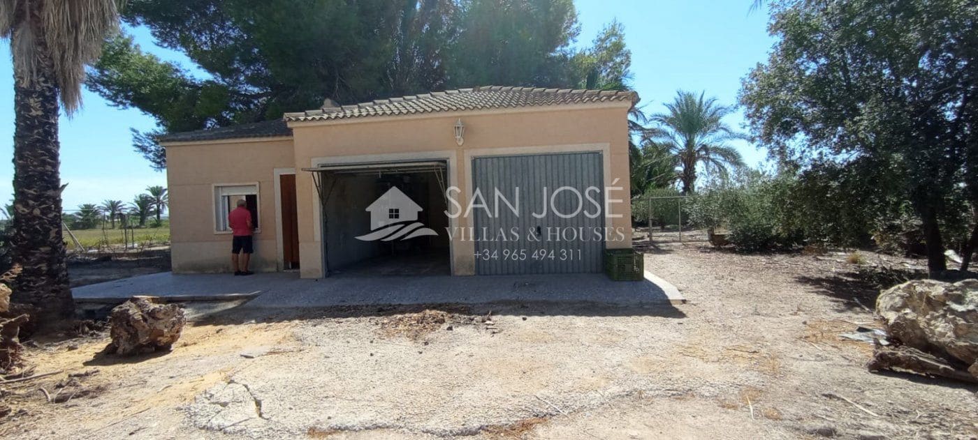 5 soveværelse Villa til salg i San Felipe Neri - € 1.050.001 (Ref: 7088940)