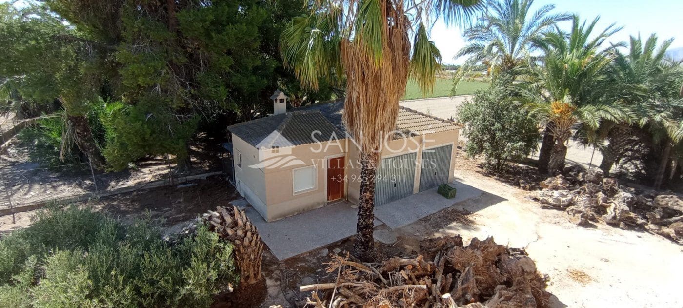 5 soveværelse Villa til salg i San Felipe Neri - € 1.050.001 (Ref: 7088940)