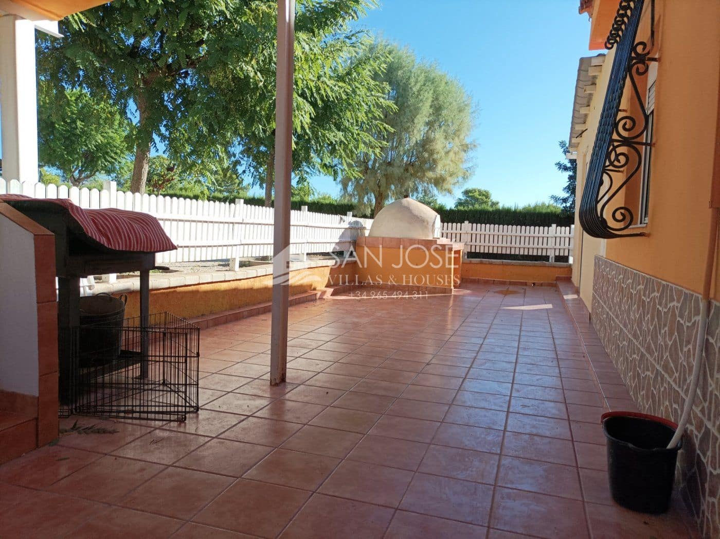 5 bedroom Villa for sale in Monforte del Cid - € 260,083 (Ref: 7126793)