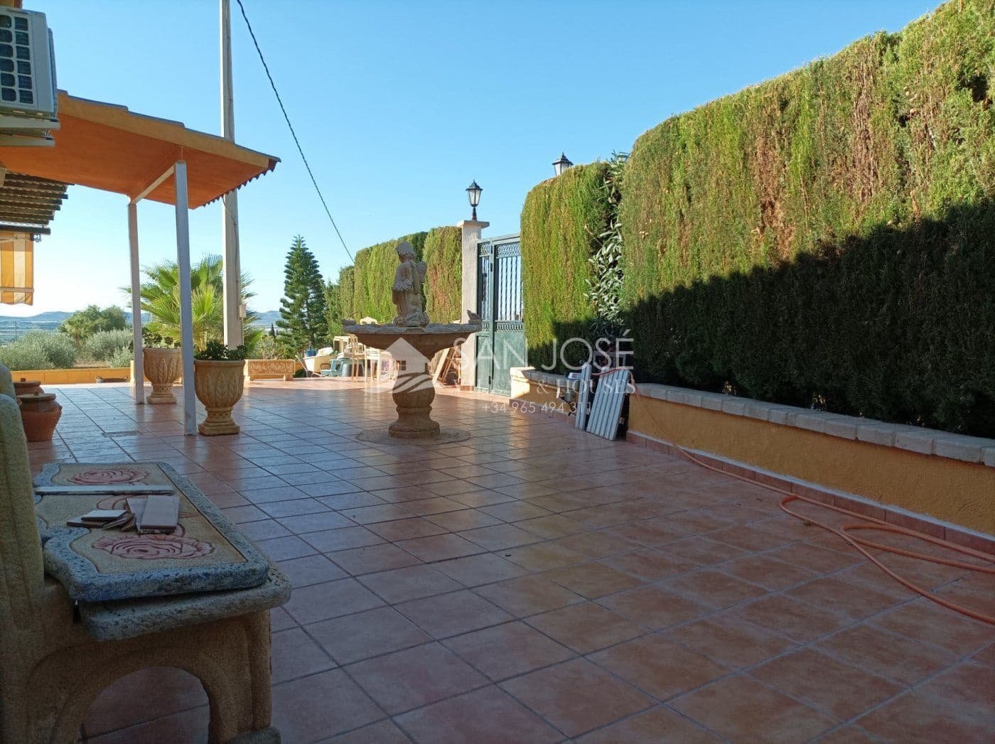 5 bedroom Villa for sale in Monforte del Cid - € 260,083 (Ref: 7126793)