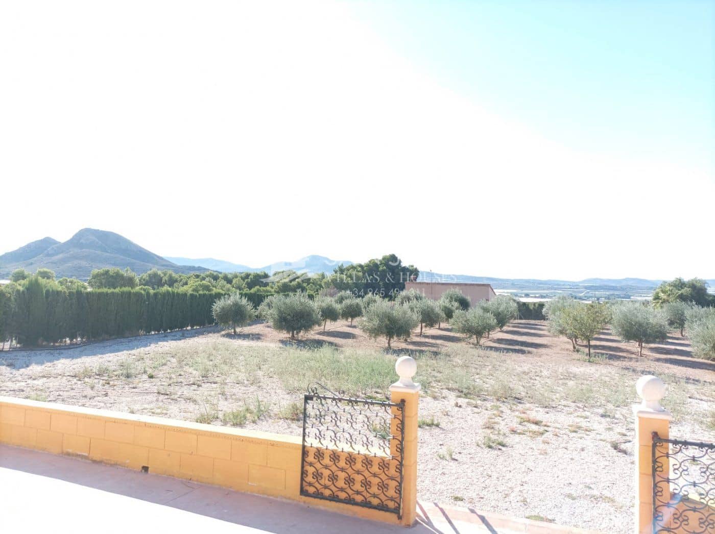 5 bedroom Villa for sale in Monforte del Cid - € 260,083 (Ref: 7126793)