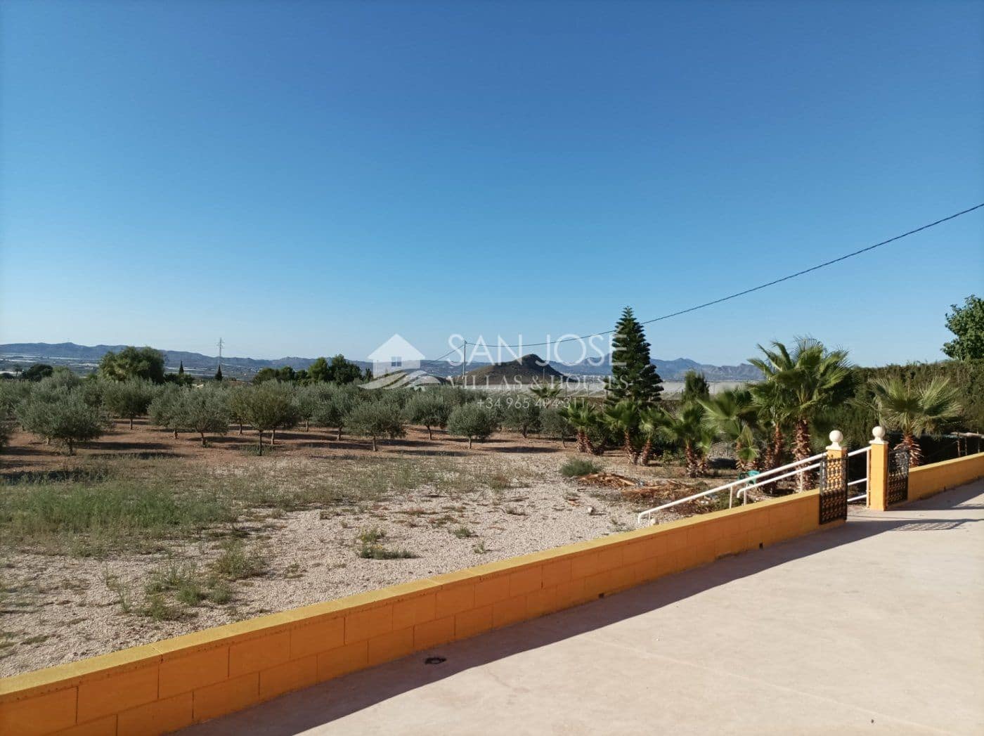 5 bedroom Villa for sale in Monforte del Cid - € 260,083 (Ref: 7126793)