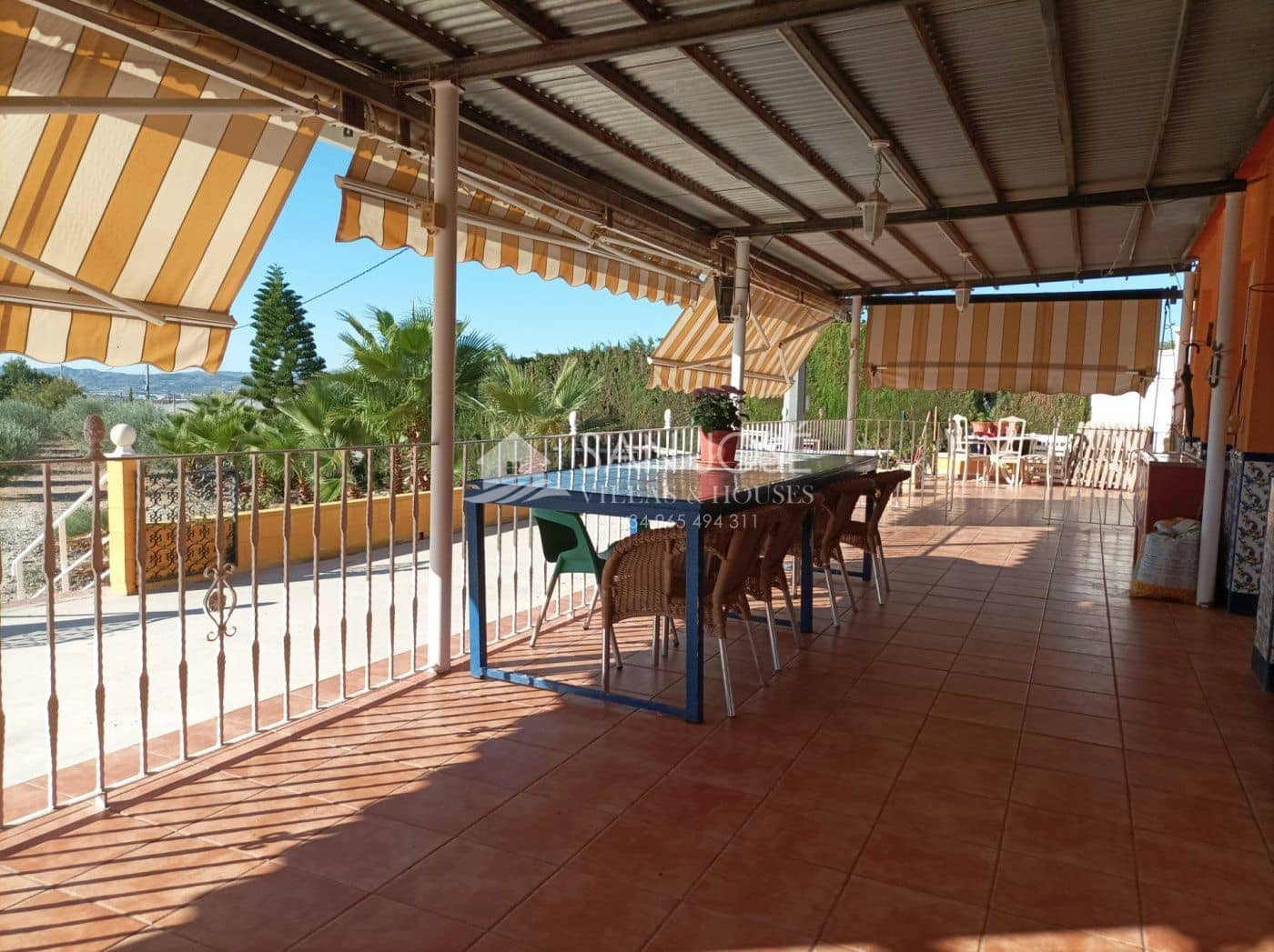 5 bedroom Villa for sale in Monforte del Cid - € 260,083 (Ref: 7126793)