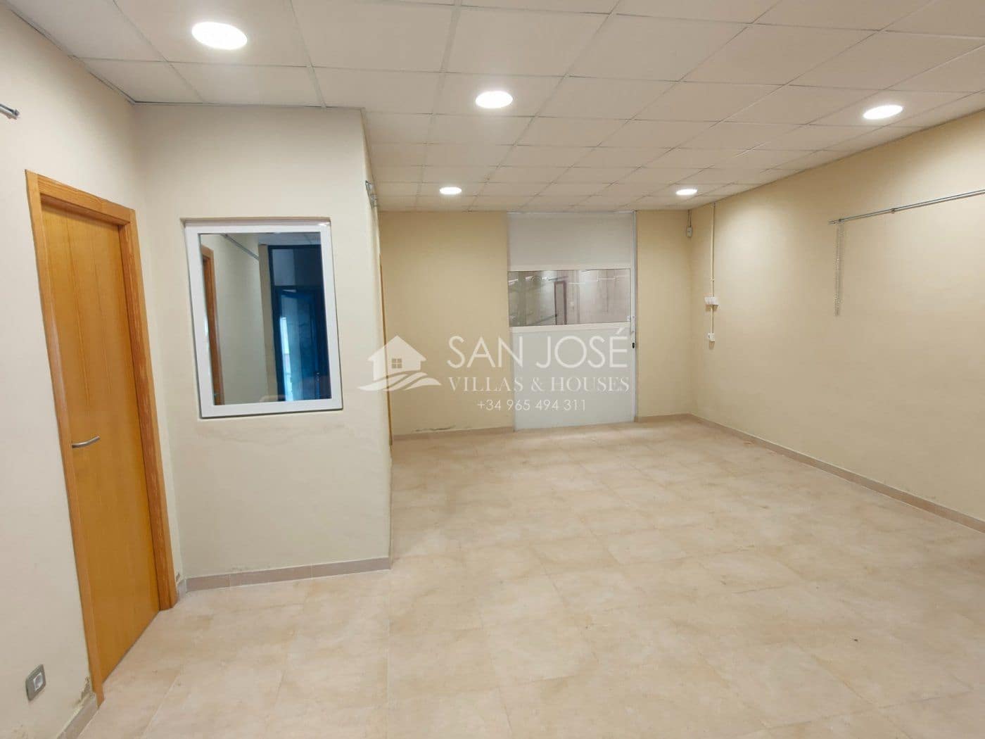 Erhverv til leje i Hondon de las Nieves - € 500 (Ref: 7137073)