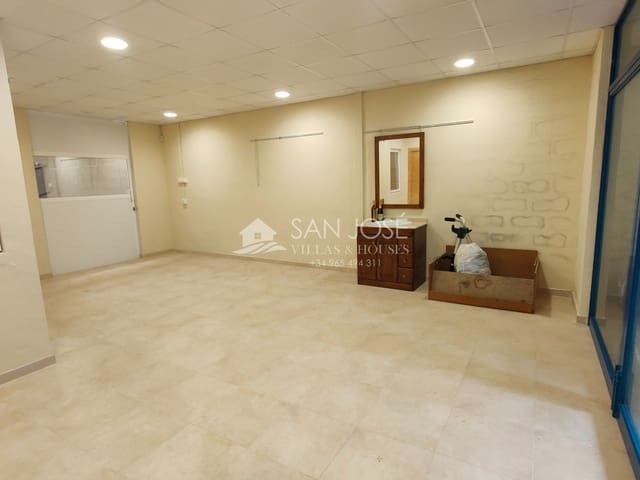 Komercyjne do wynajęcia w Hondón de las Nieves - 500 € (Ref: 7137073)