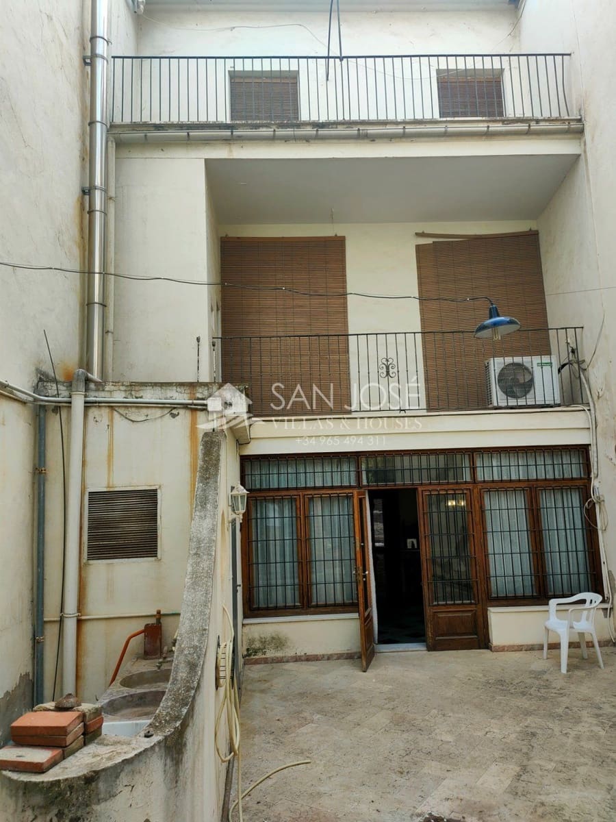 9 bedroom Villa for sale in Aspe - € 500,000 (Ref: 7174423)