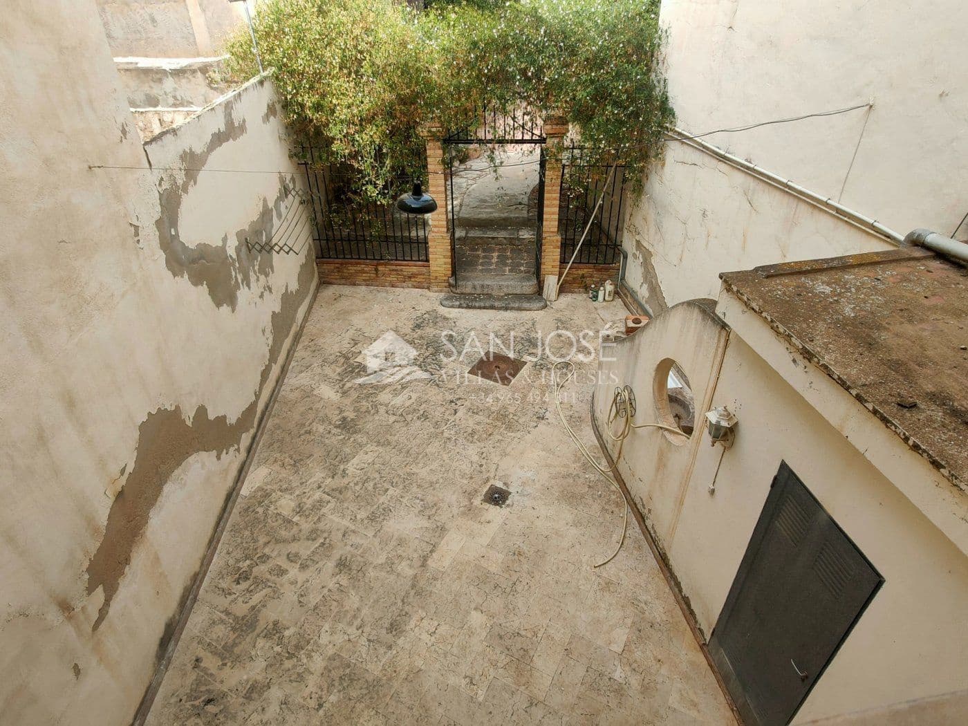 9 bedroom Villa for sale in Aspe - € 500,000 (Ref: 7174423)