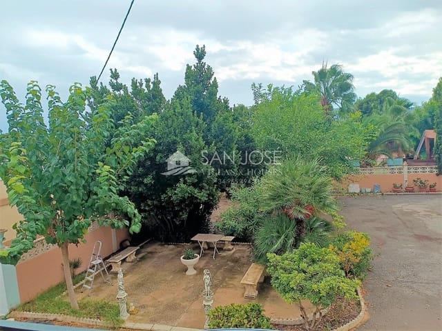 8 makuuhuone Huvila myytävänä paikassa Elda mukana uima-altaan - 310 000 € (Ref: 7345693)