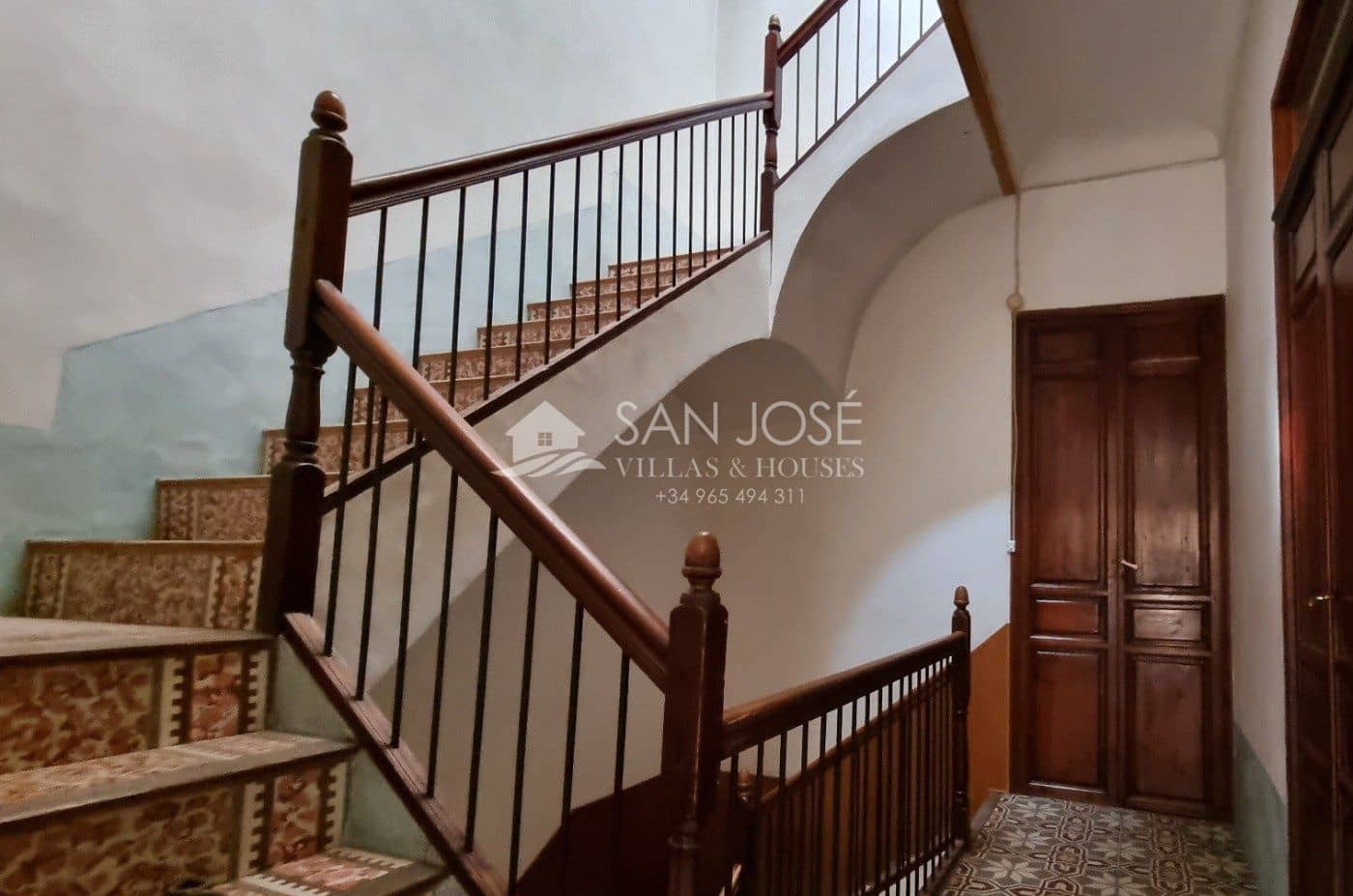 5 bedroom Townhouse for sale in Novelda - € 250,000 (Ref: 7346802)