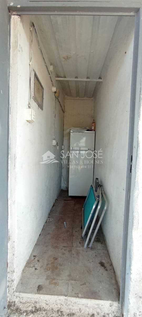 Grunde uden byggetilladelser til salg i El Altet - € 150.000 (Ref: 7411210)