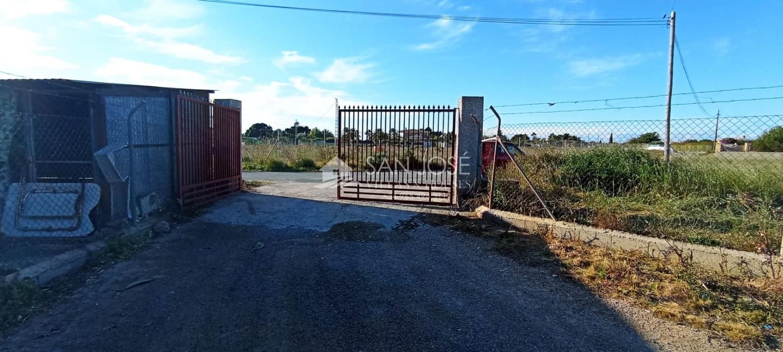 Grunde uden byggetilladelser til salg i El Altet - € 150.000 (Ref: 7411210)