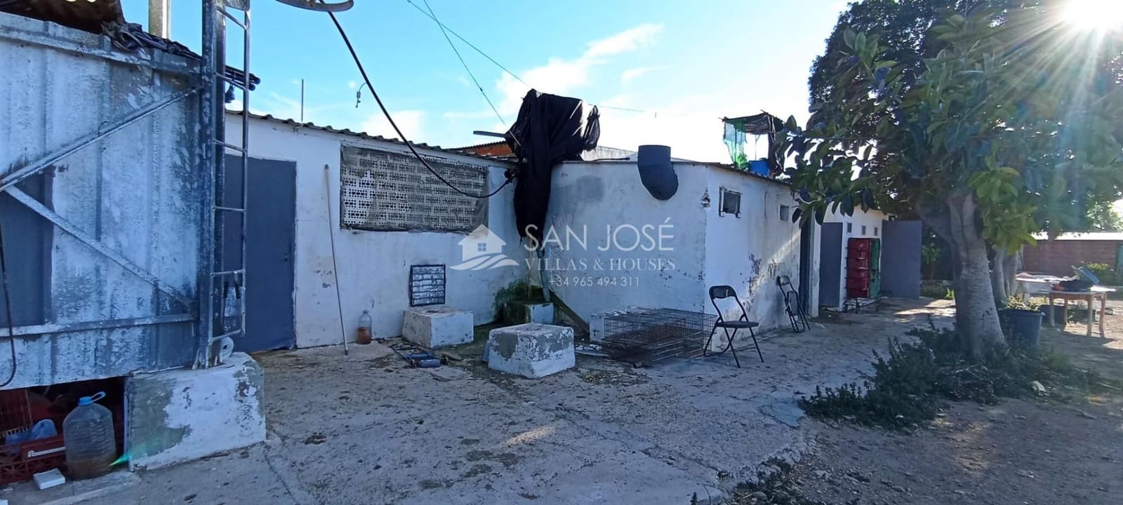 Grunde uden byggetilladelser til salg i El Altet - € 150.000 (Ref: 7411210)