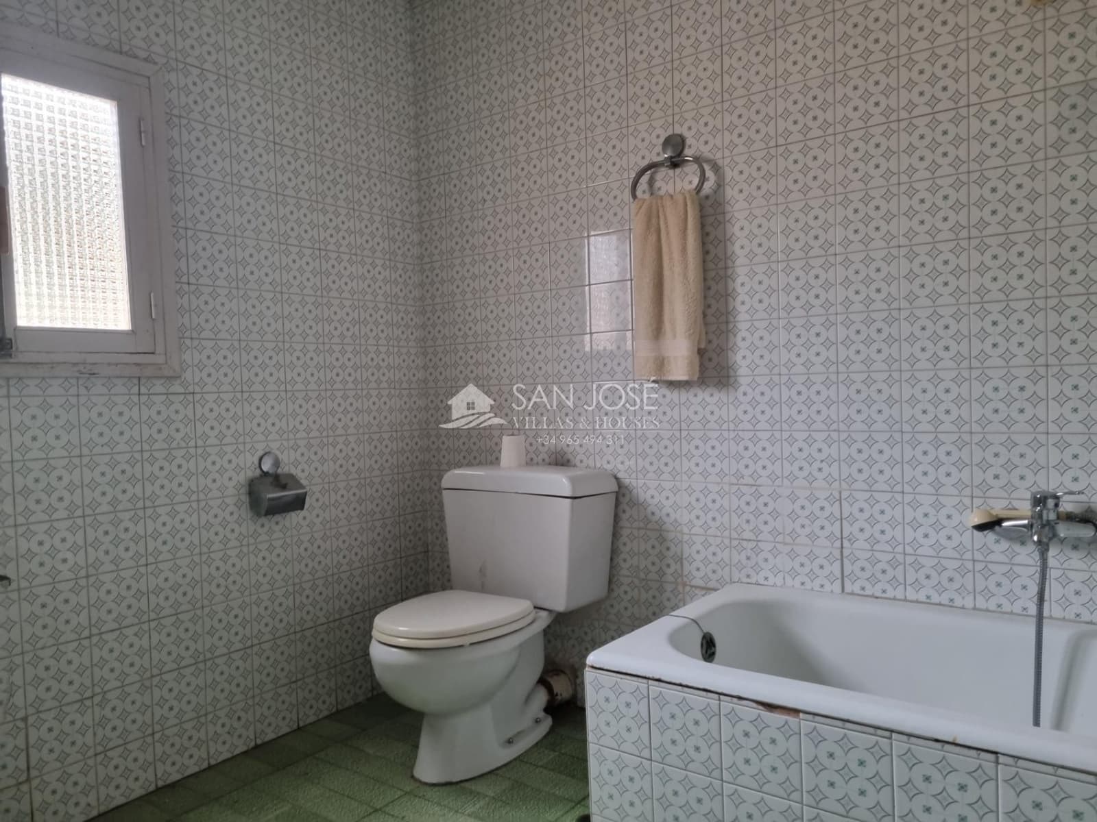 5 bedroom Townhouse for sale in Pinoso - € 159,000 (Ref: 7447625)