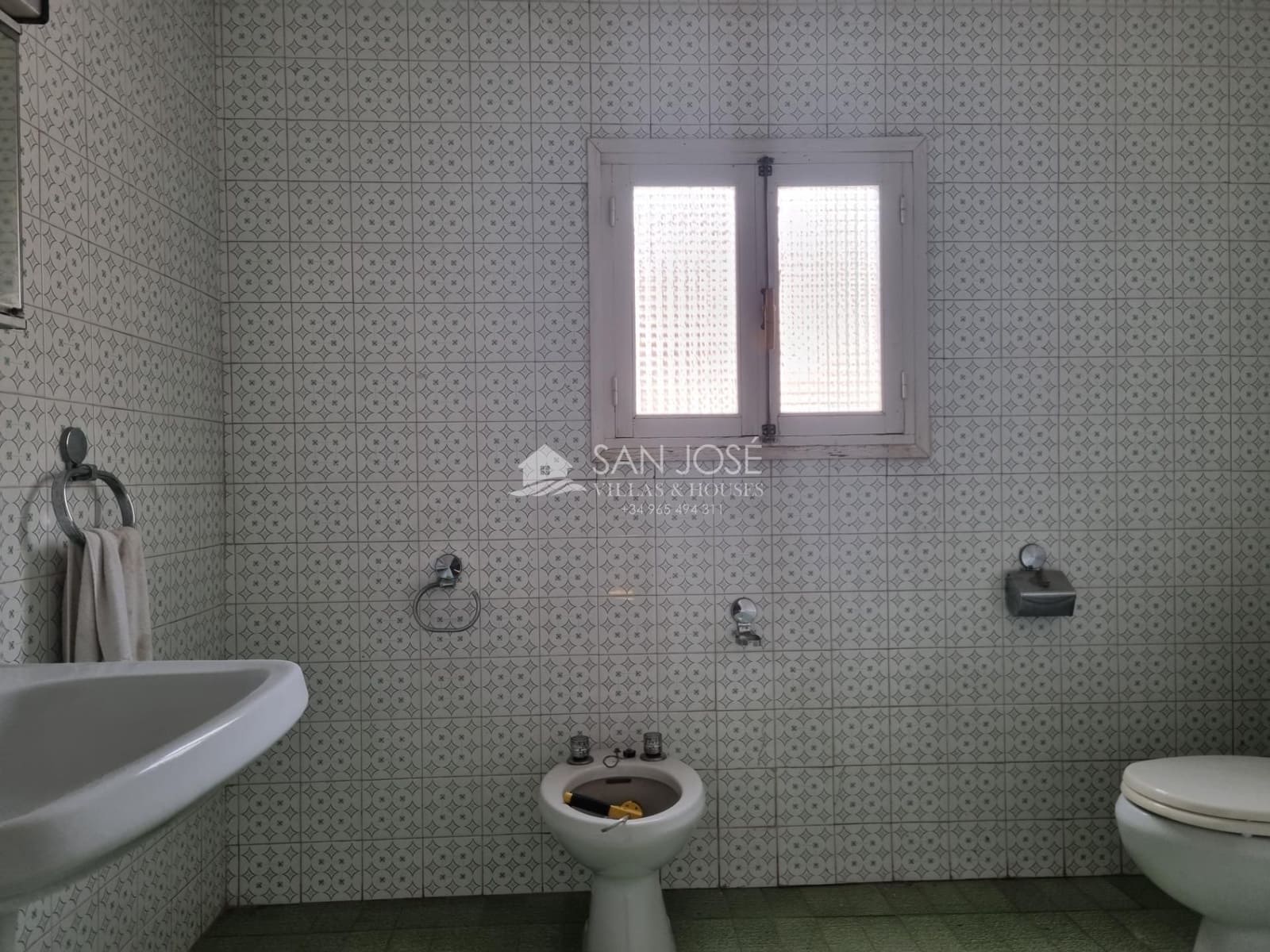 5 bedroom Townhouse for sale in Pinoso - € 159,000 (Ref: 7447625)