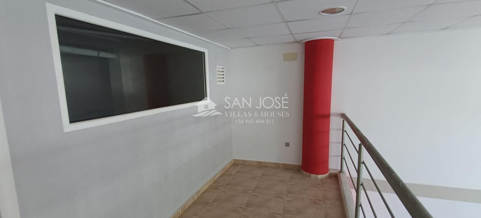 Commerciale da affittare in Elda - 750 € (Rif: 7449787)