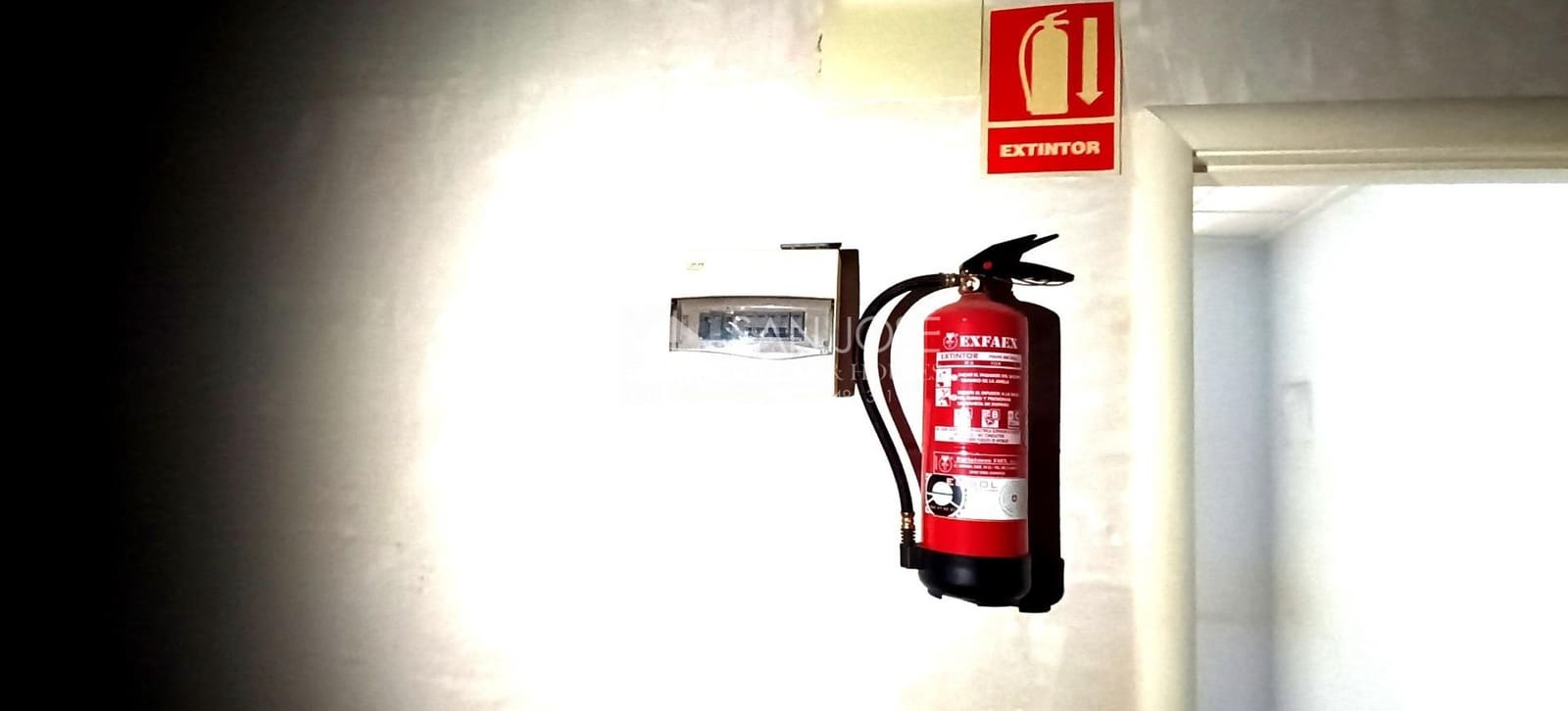 Commerciale da affittare in Elda - 750 € (Rif: 7449787)