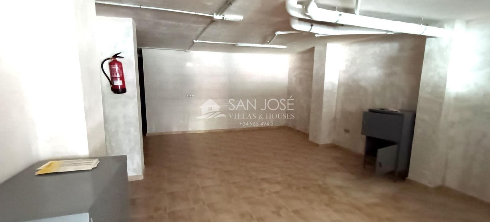 Commerciale da affittare in Elda - 750 € (Rif: 7449787)