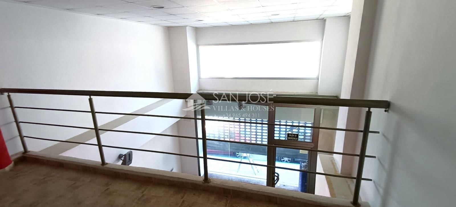 Commerciale da affittare in Elda - 750 € (Rif: 7449787)