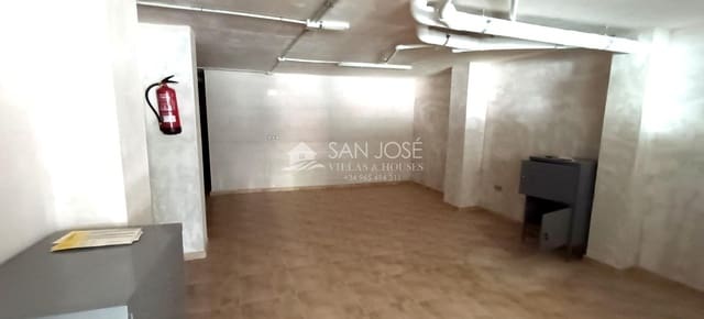 Commercieel te huur in Elda - € 750 (Ref: 7449787)