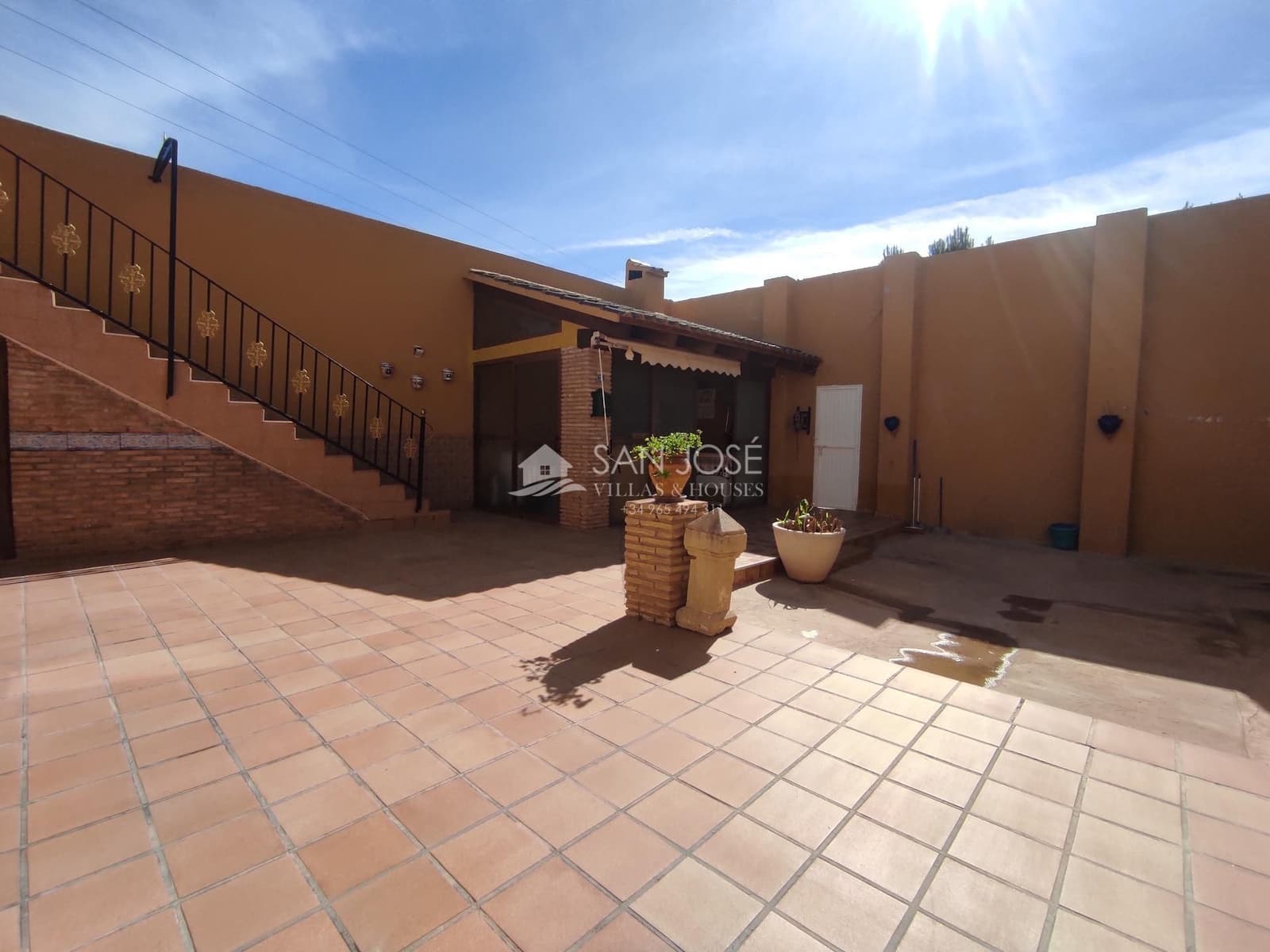 2 soverom Villa til salgs i Elda - € 228 000 (Ref: 7449803)