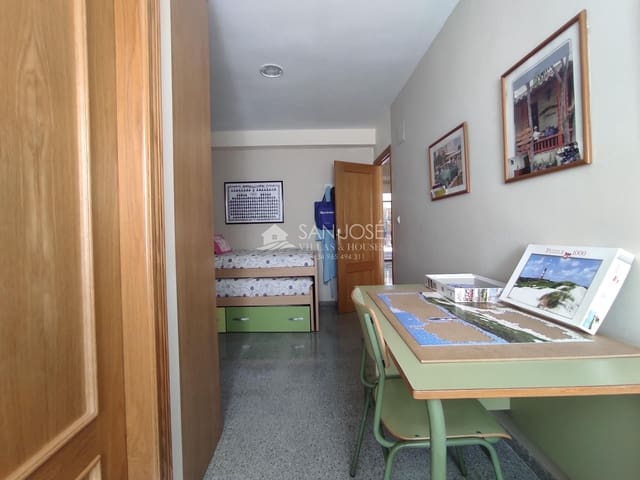 2 makuuhuone Huvila myytävänä paikassa Elda - 228 000 € (Ref: 7449803)