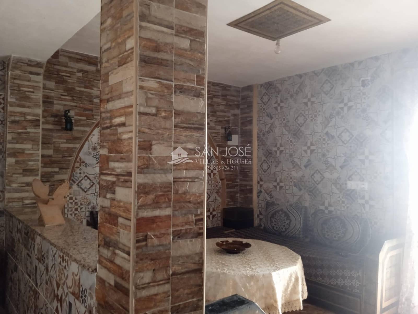 5 soveværelse Byhus til salg i Ibi - € 140.000 (Ref: 7555386)