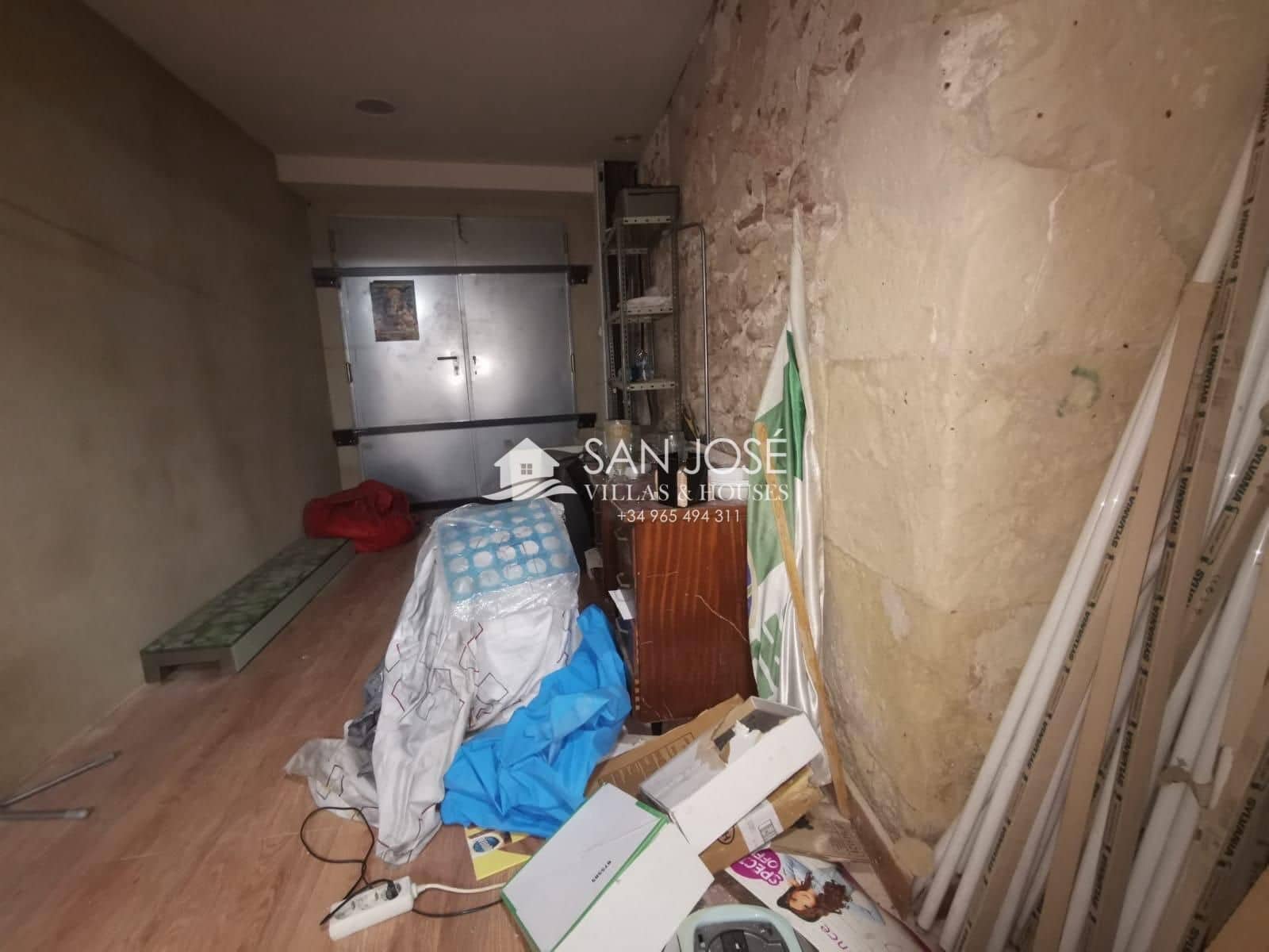 Commercial for sale in Elche / Elx - € 89,082 (Ref: 7557465)