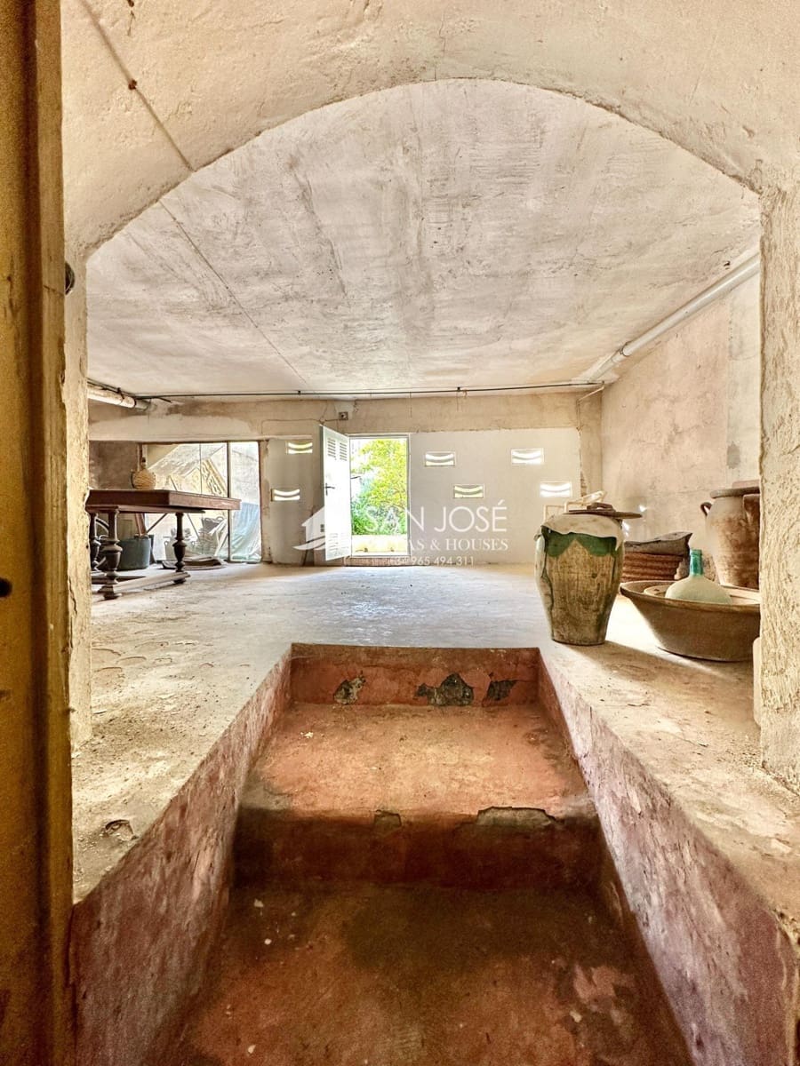 7 bedroom Townhouse for sale in Aspe - € 144,260 (Ref: 7588154)