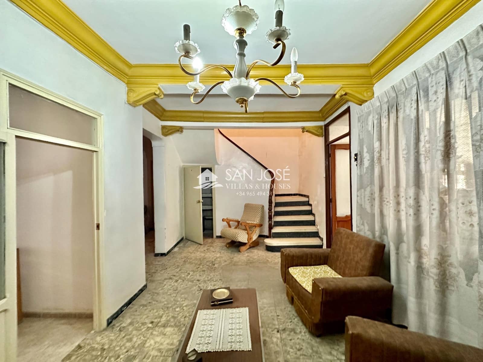 7 bedroom Townhouse for sale in Aspe - € 144,260 (Ref: 7588154)