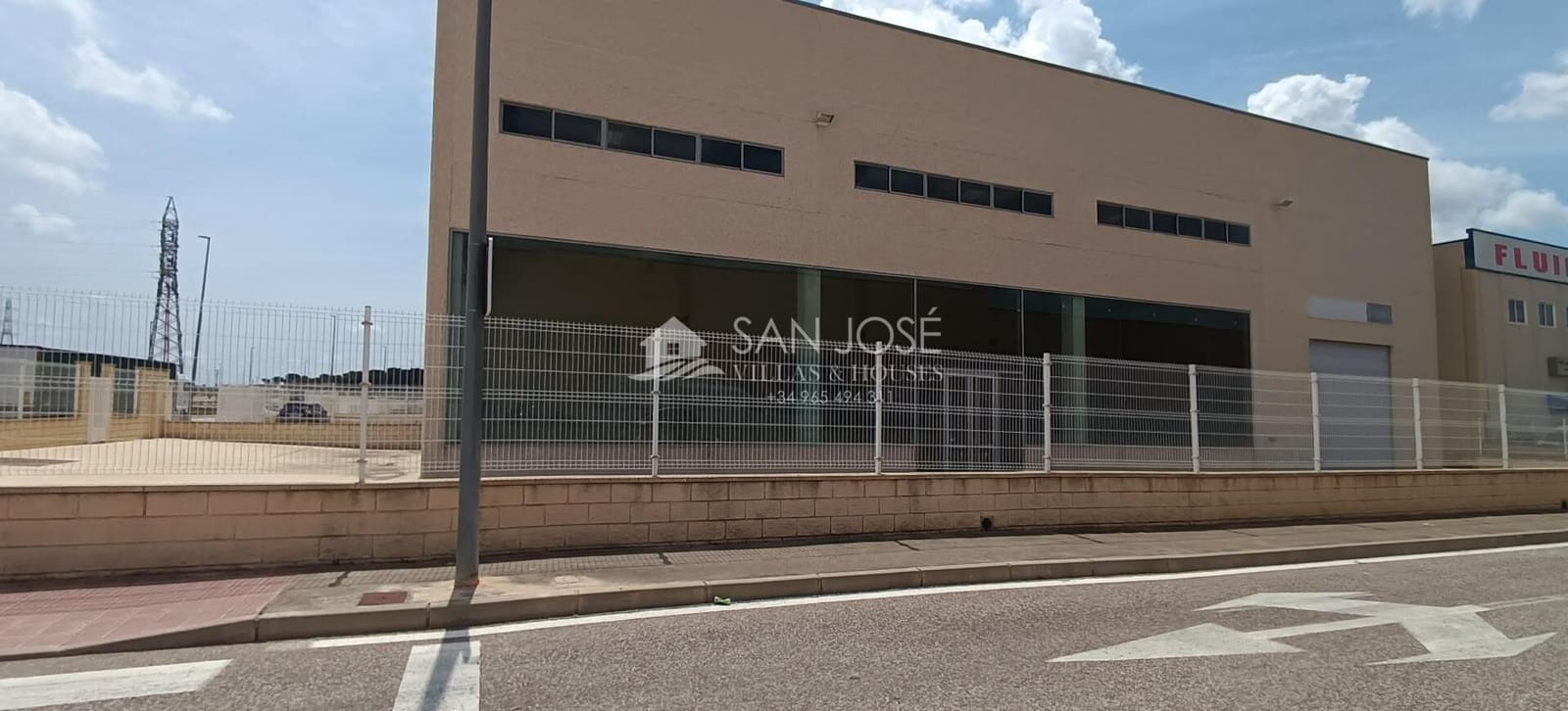 Virksomhed til leje i Novelda - € 2.600 (Ref: 7625274)