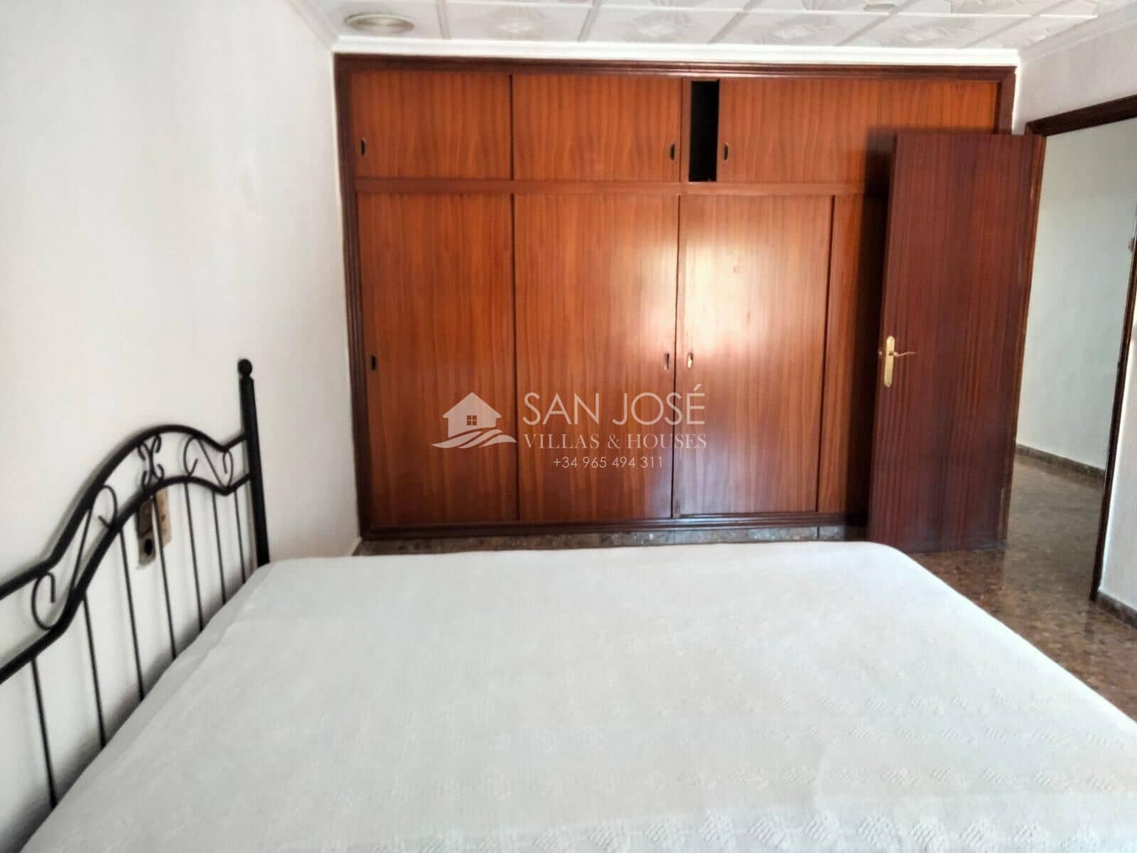 6 soveværelse Villa til salg i Elche / Elx med swimmingpool - € 400.000 (Ref: 7649196)