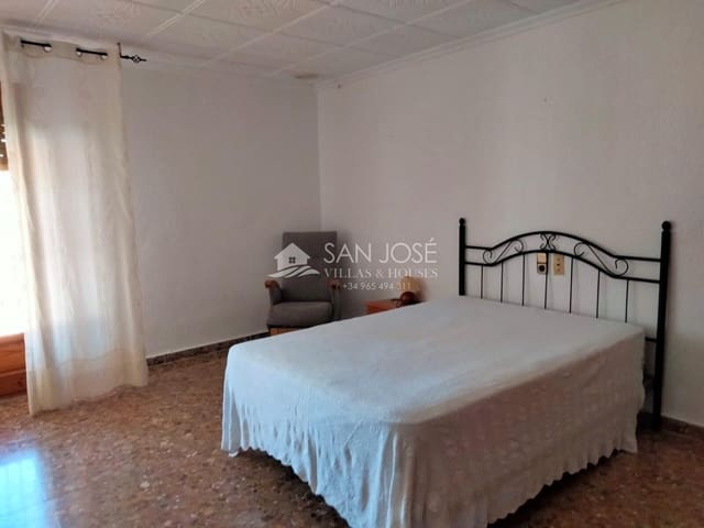 6 soveværelse Villa til salg i Elche / Elx med swimmingpool - € 400.000 (Ref: 7649196)