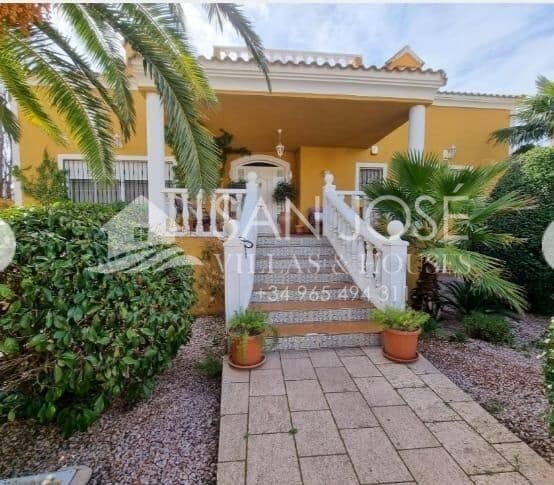 5 sypialnia Willa na sprzedaż w Hondon de los Frailes z basenem garażem - 550 000 € (Ref: 7659916)