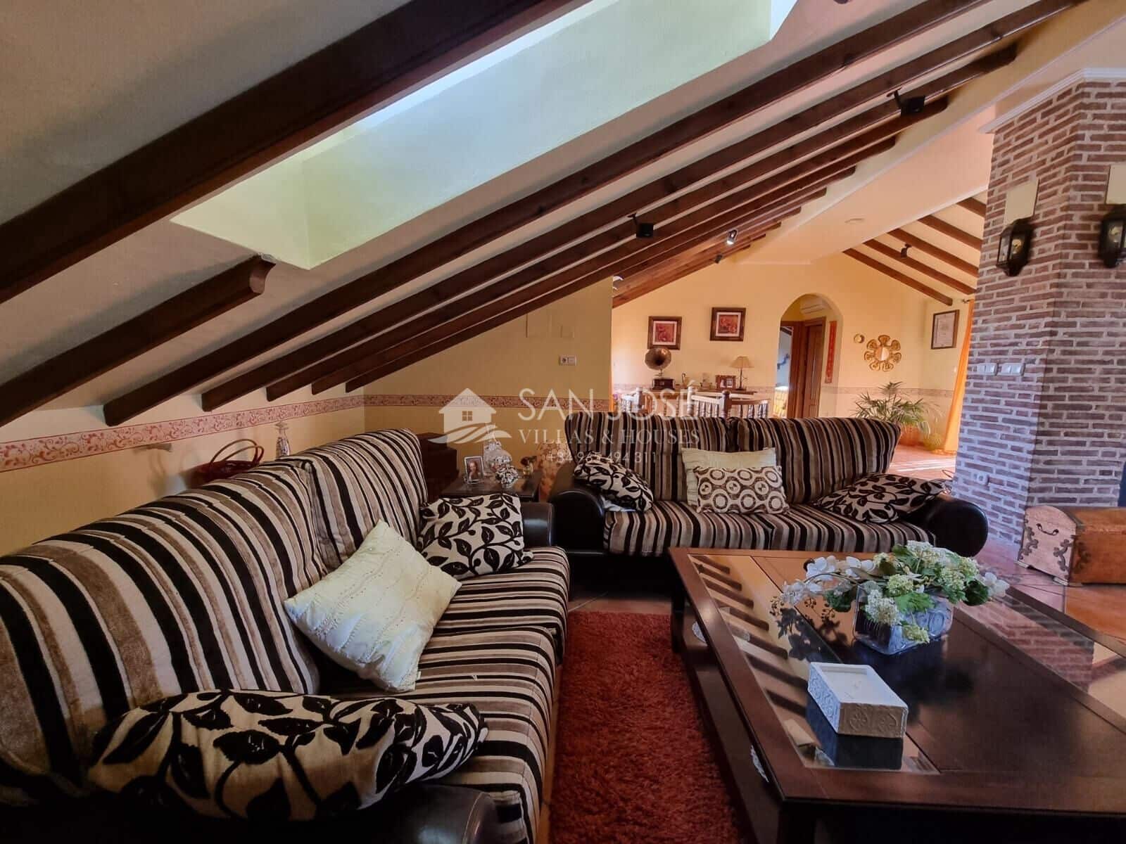 5 sypialnia Willa na sprzedaż w Hondon de los Frailes z basenem garażem - 550 000 € (Ref: 7659916)