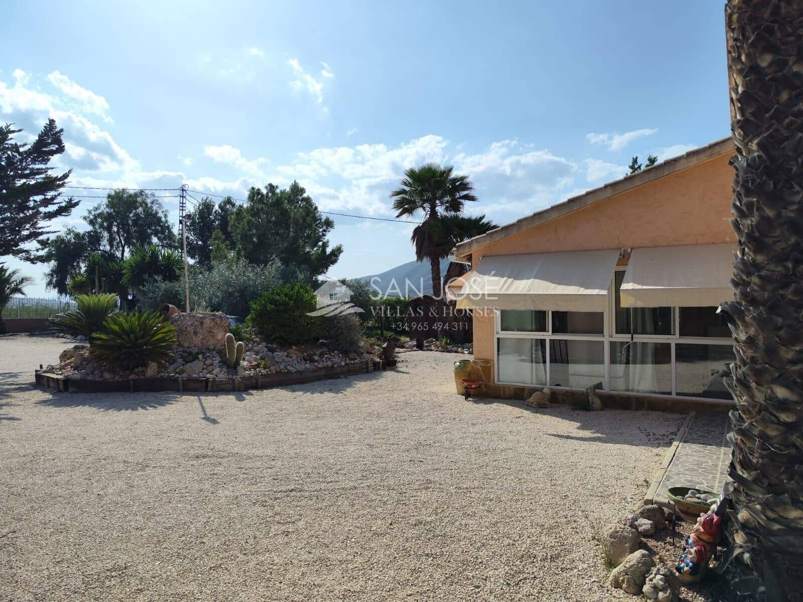 6 soveværelse Villa til salg i Hondon de los Frailes med swimmingpool garage - € 336.000 (Ref: 7662309)