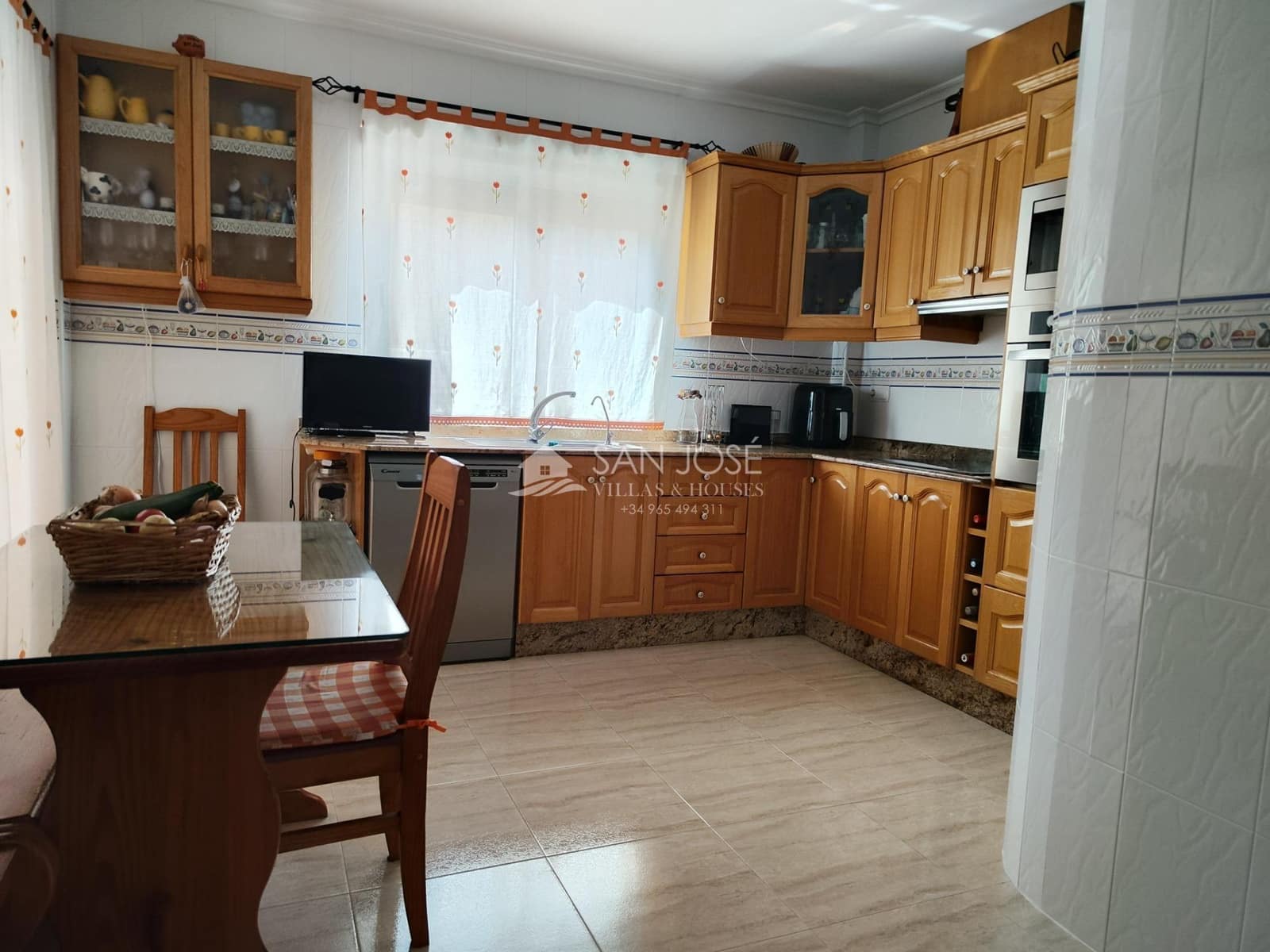 3 soverom Rekkehus til salgs i Hondon de los Frailes med garasje - € 179 000 (Ref: 7678441)